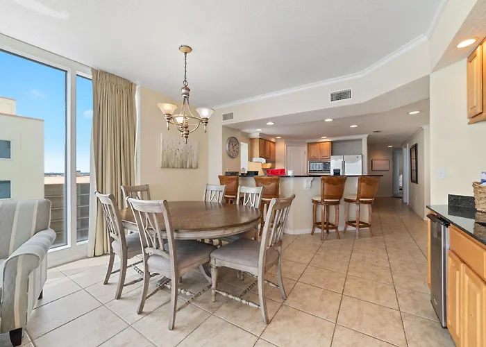 The Colonnades 703 Holiday home *