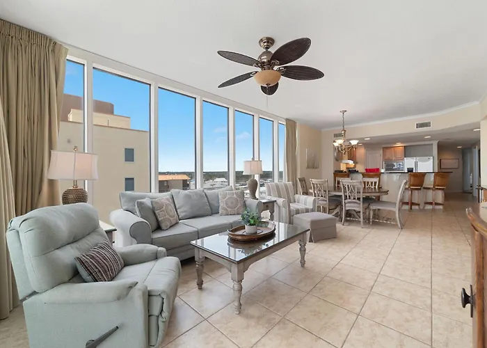 The Colonnades 703 Holiday home *