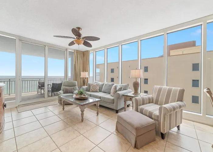 The Colonnades 703 Holiday home