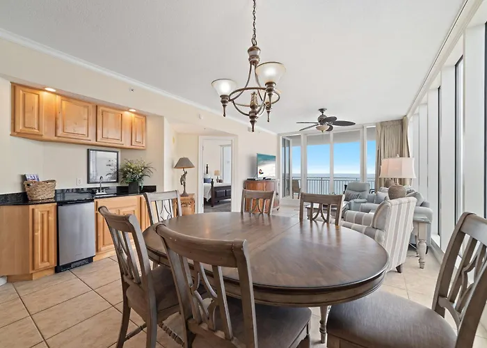 The Colonnades 703 Holiday home